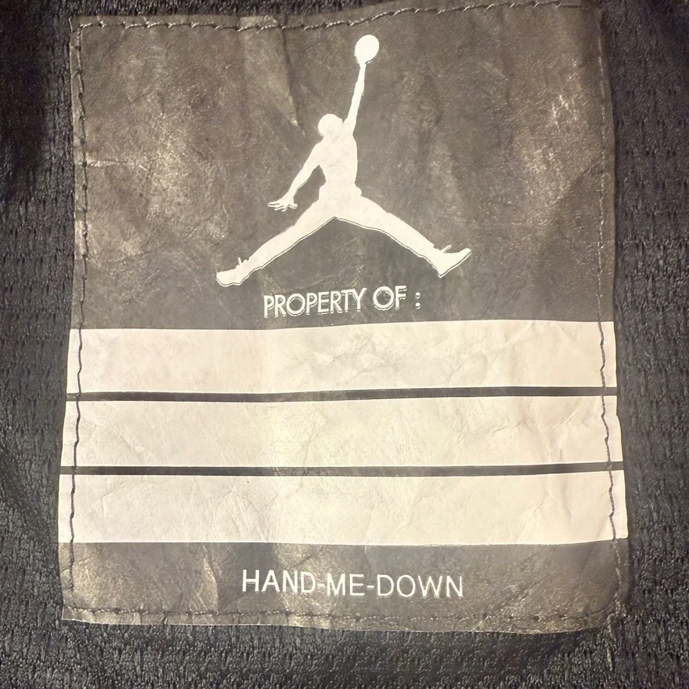 Jordan Black Fleece Vest with Red Logo - Picture 5 of 5